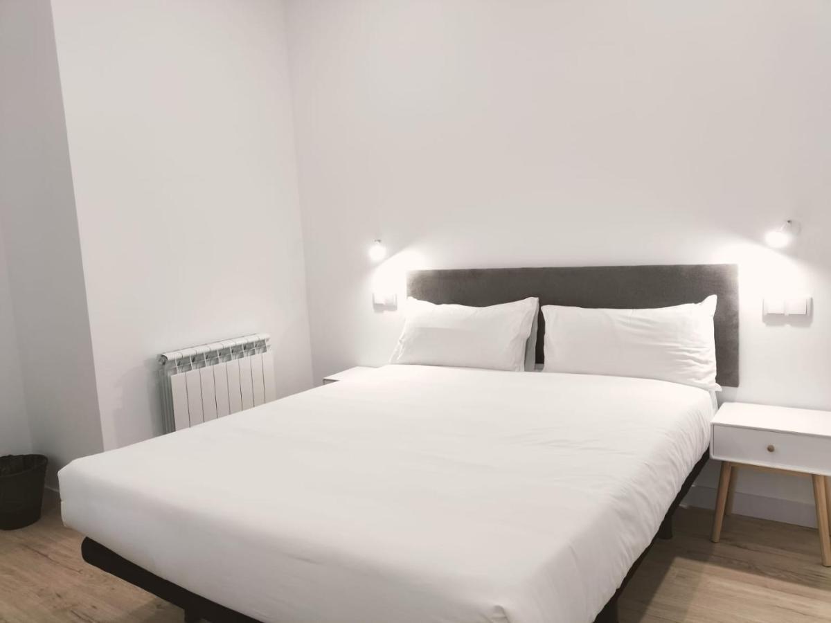 Apartamentos La Brava By Gaiarooms サラマンカ エクステリア 写真